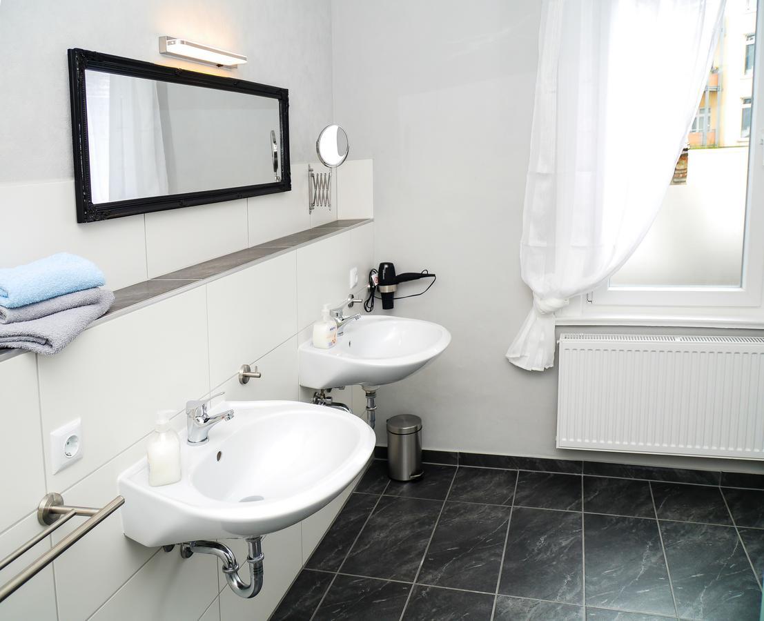 Ferienwohnung Schwarz & Weiss Eisenach Luaran gambar