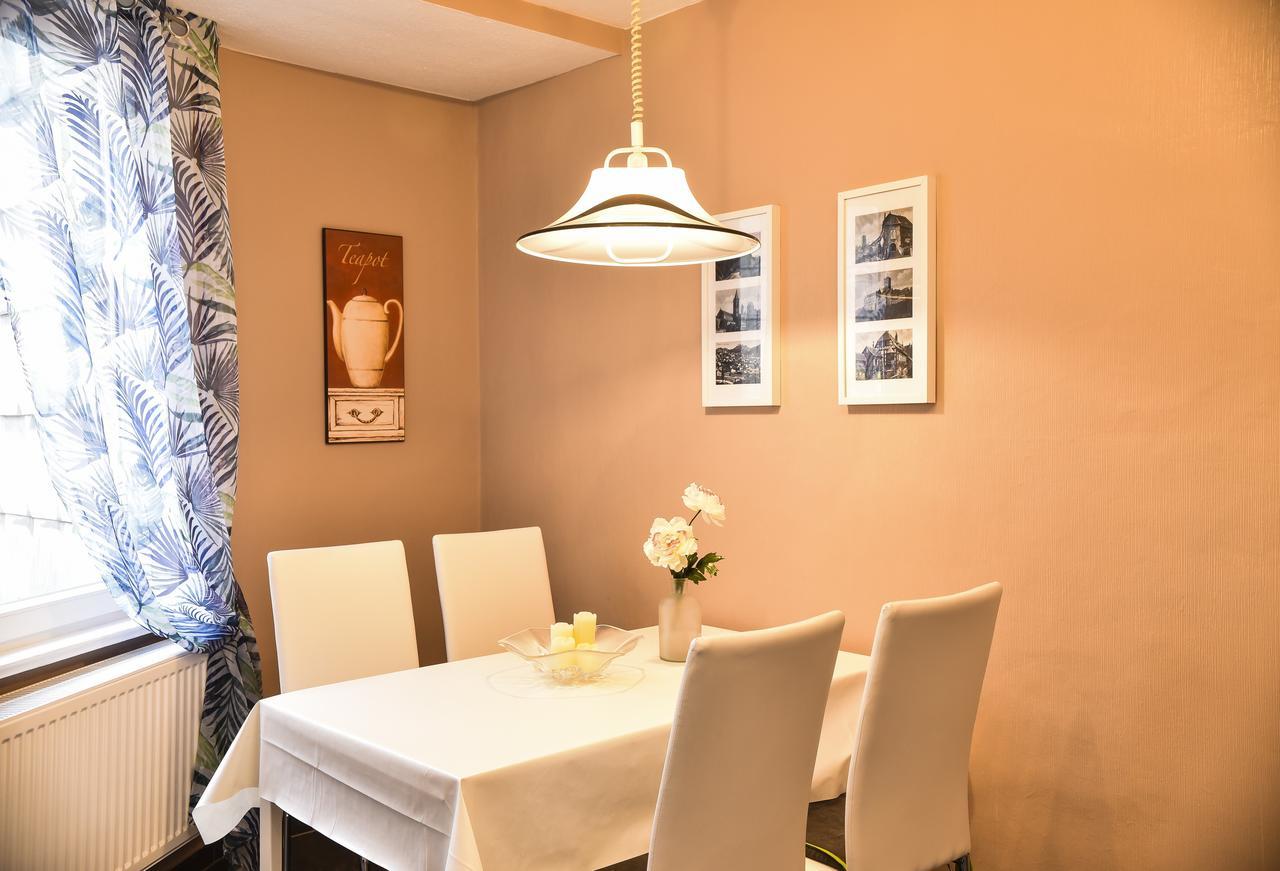Ferienwohnung Schwarz & Weiss Eisenach Luaran gambar